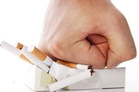 Smoking has a negative impact on men's body